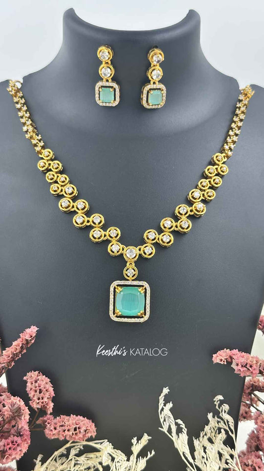 KA1012 - Sea Green Glow Necklace