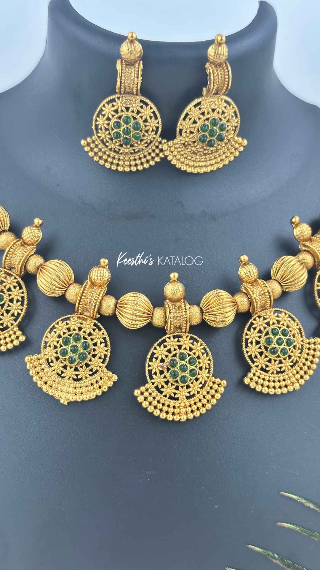 KN1025 - Anjali Grace Green Necklace Set
