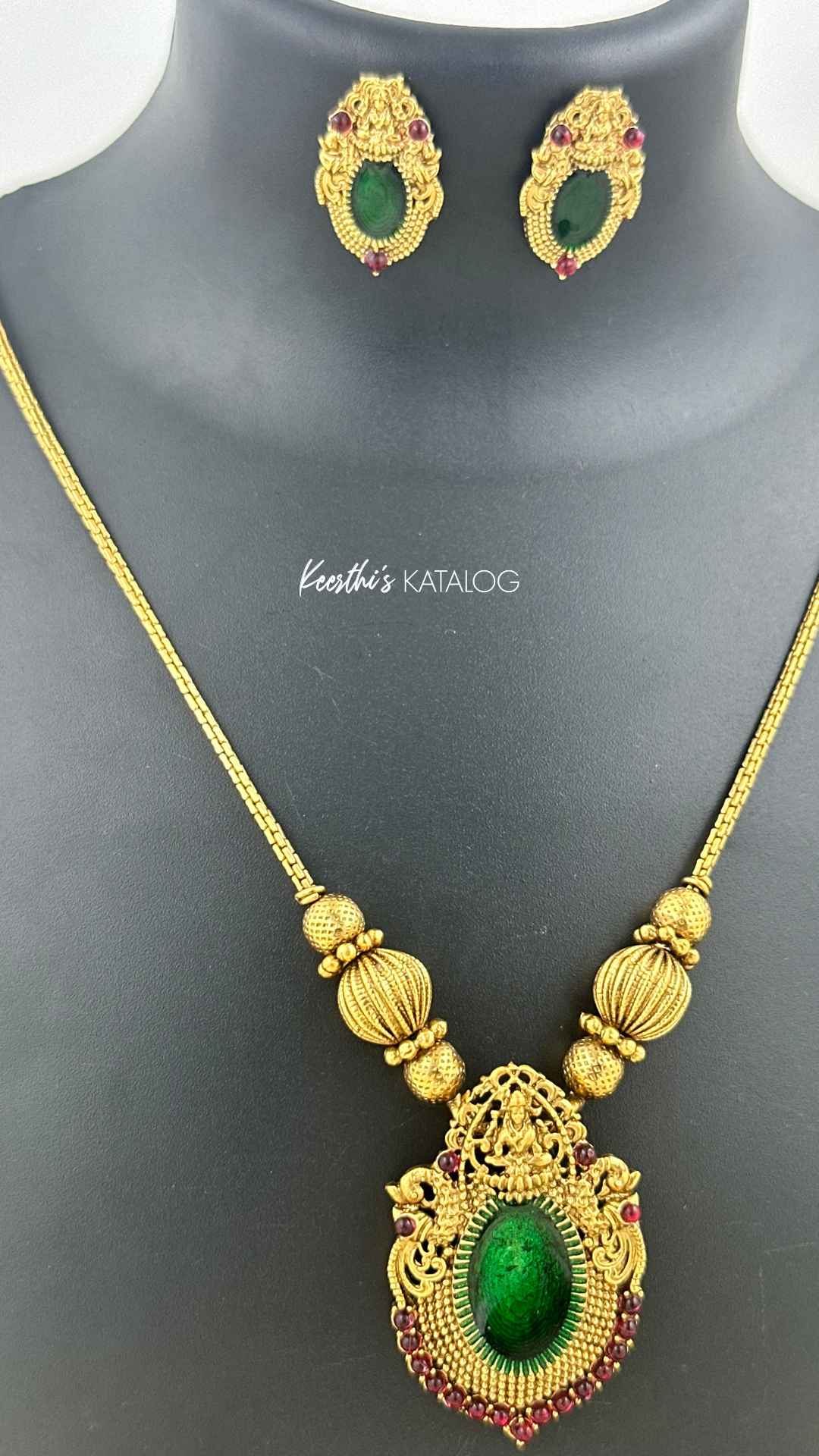 KN1047 - Devi Emerald Necklace