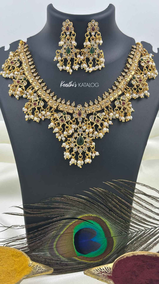 KN1156 - Crowned Grace Necklace Set