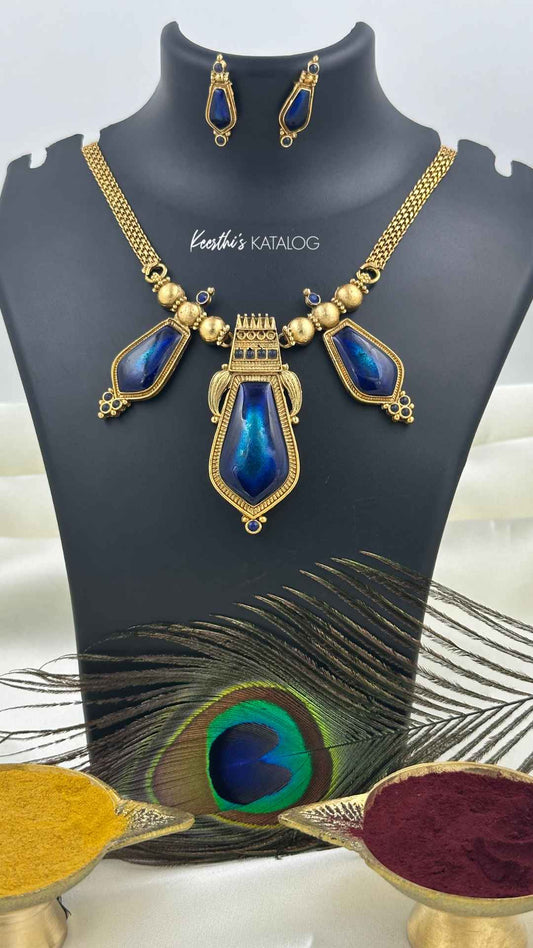 KN1159 - Indriya Blue Necklace Set