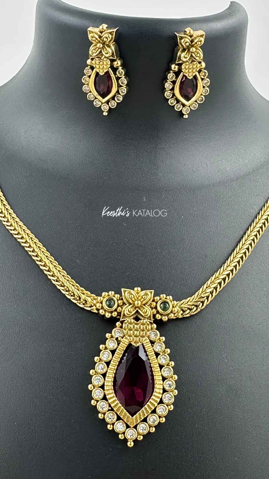 KN1165 - Rathna Bloom Necklace Set
