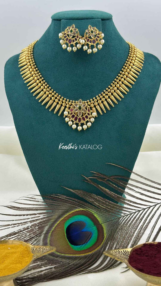 KN1234 - Golden Spire Necklace