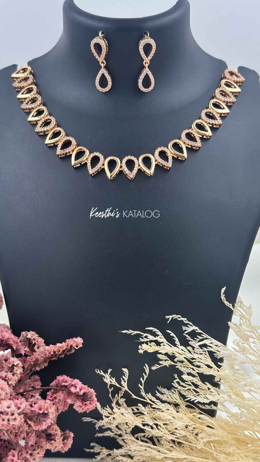 KA1073 - The Petal Dewdrop Set