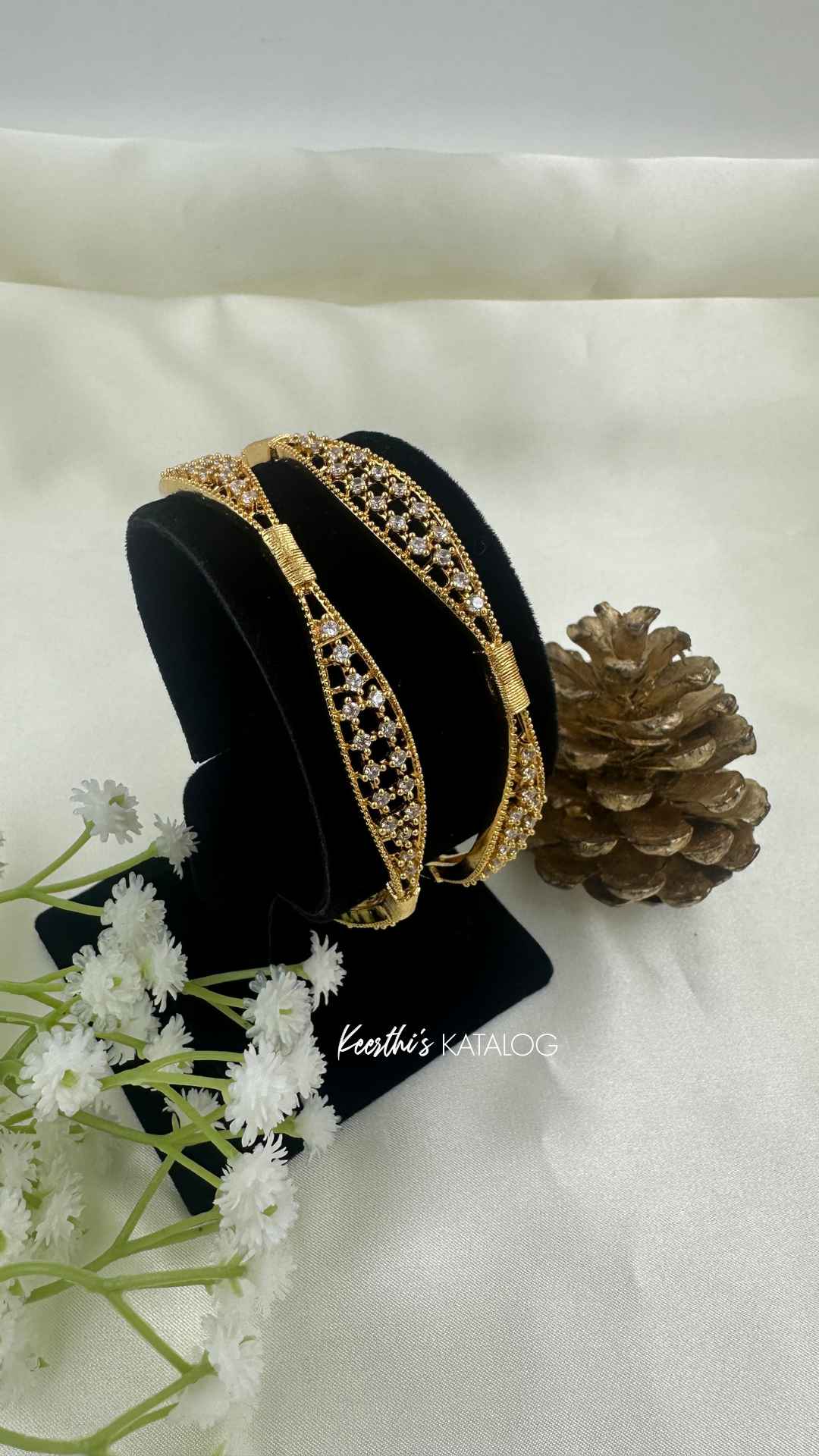 KB1040 - Celeste Lattice Valakal - Set of 2