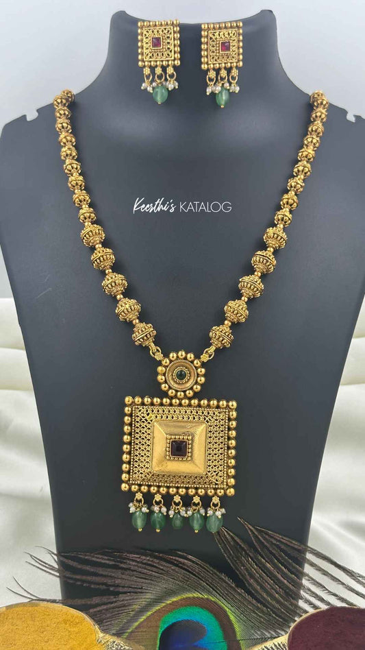 KN1174 - Haritha Mandalam Necklace Set