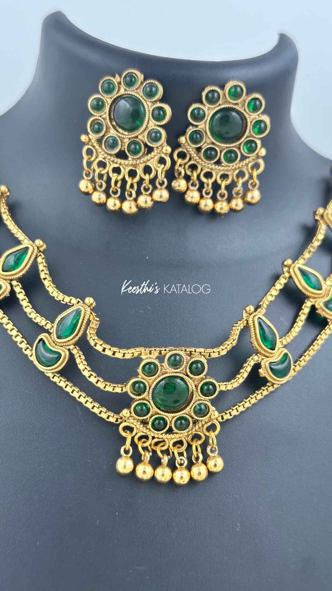 KC1019 - Marathakam Malar Choker