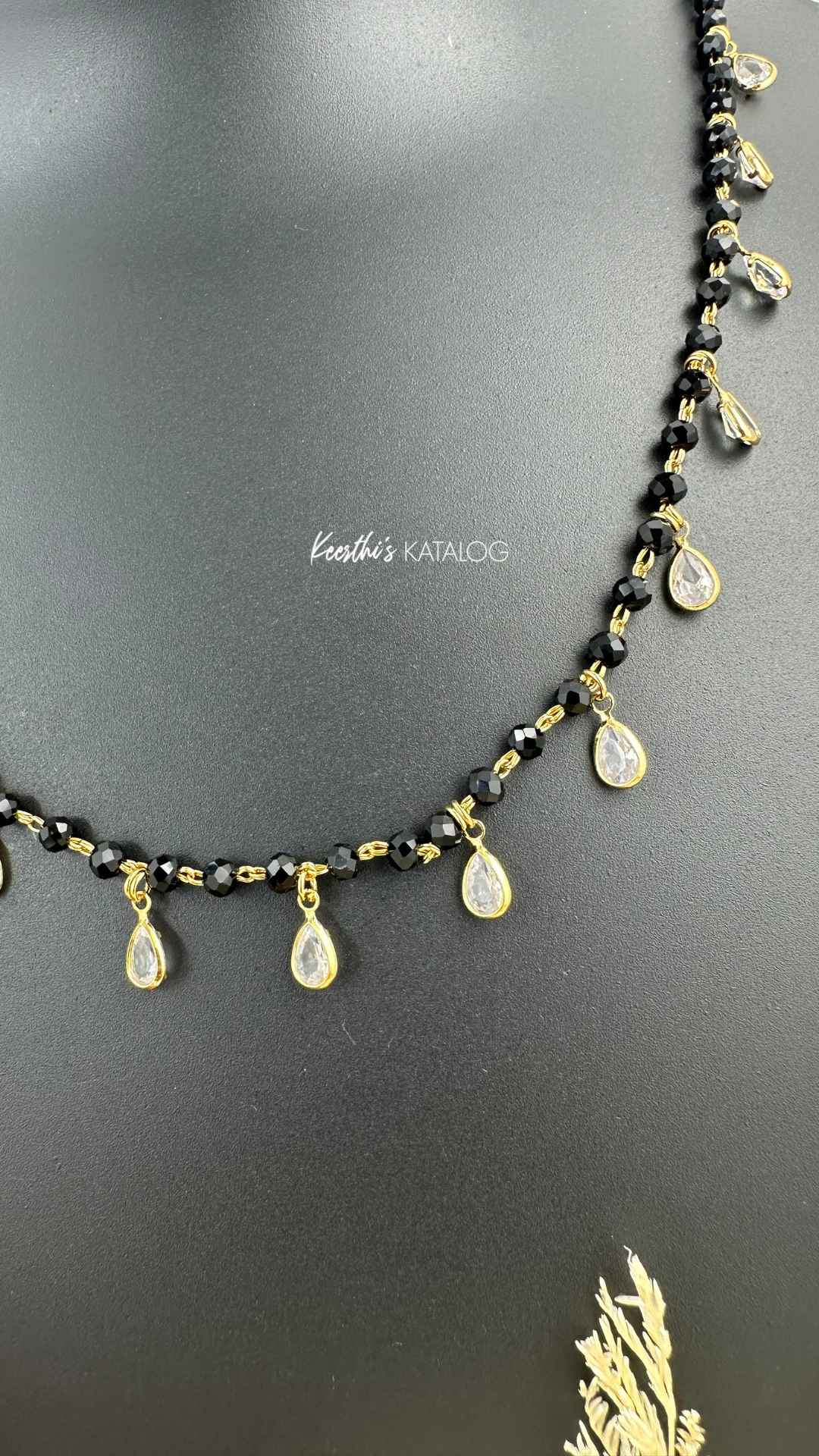 KG1004 - Nila Drops Necklace