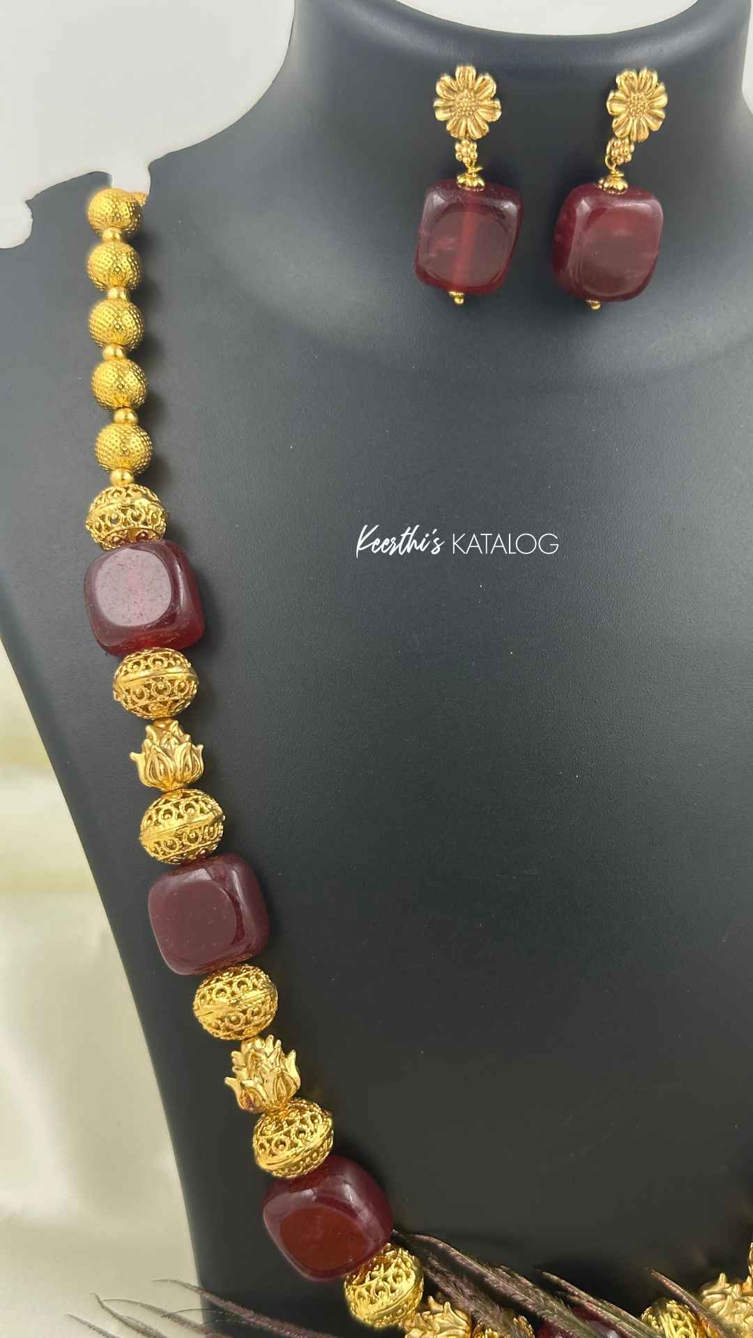 KN1173 - Berry Ember Necklace Set
