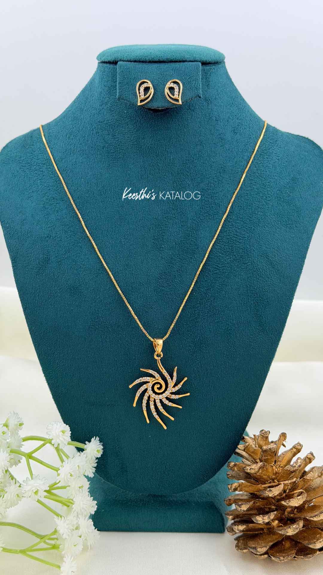 KG 1065 - Spiral Flare Pendant