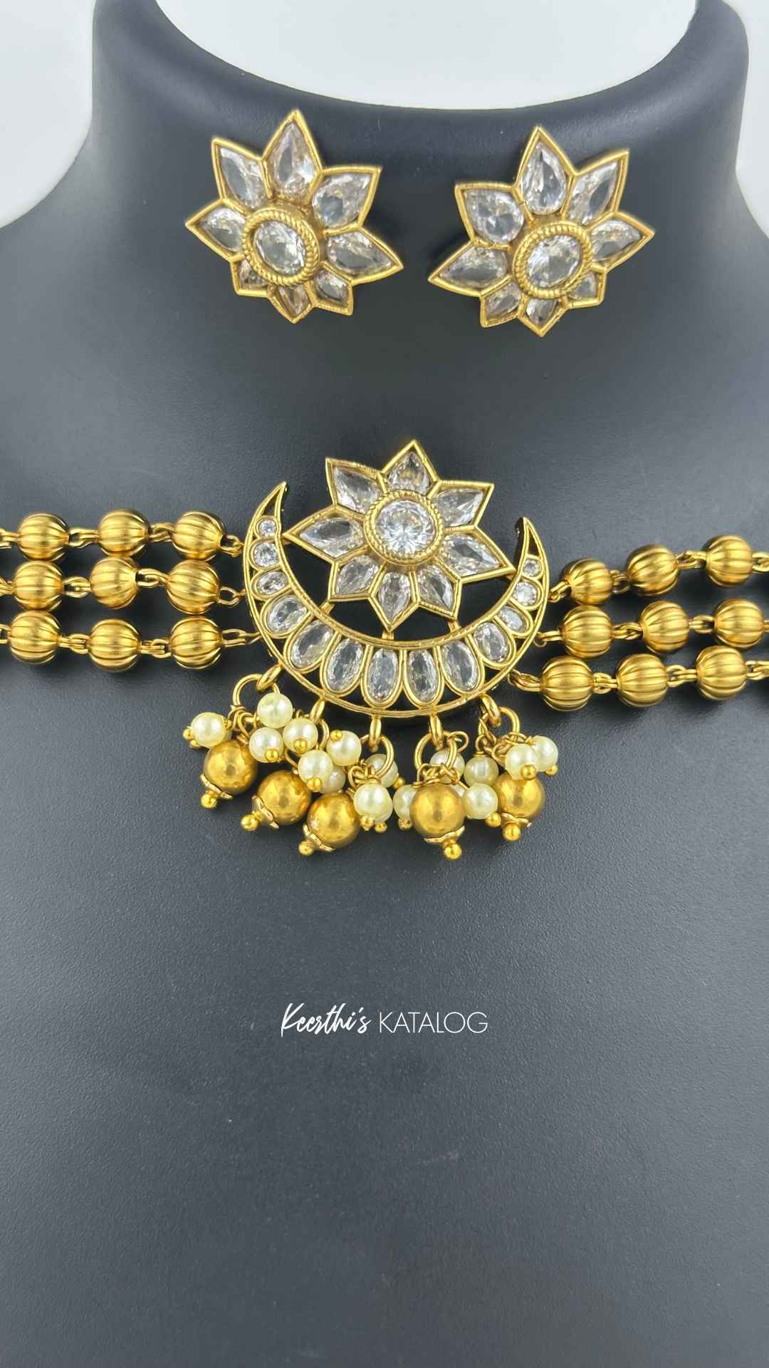 KC1040 - Moon & Star Choker Set