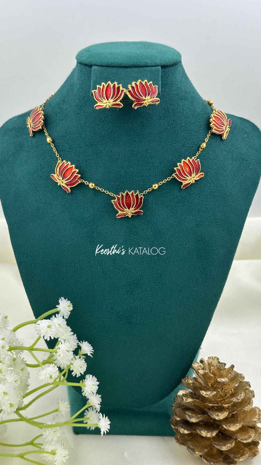 KC1044 - Lotus Cascade Choker