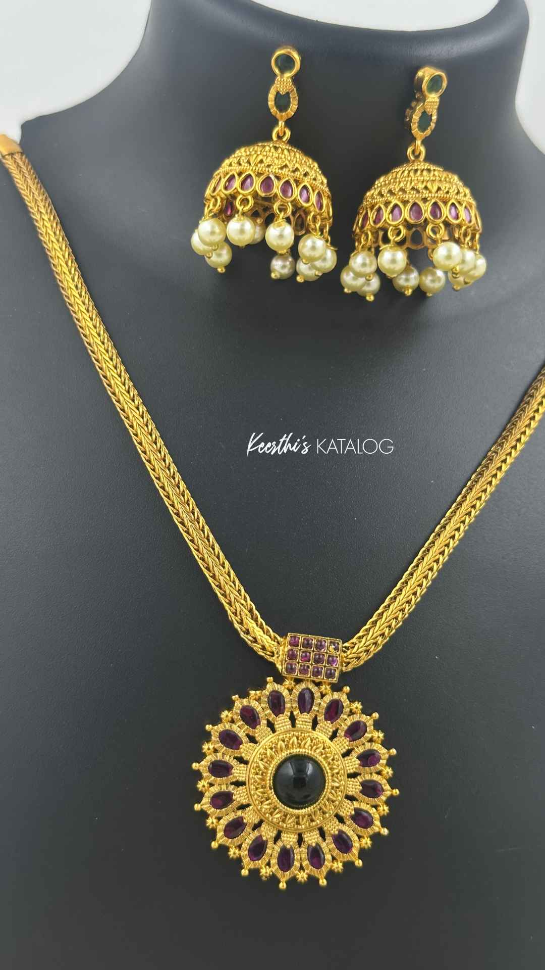 KN1214 -  Ruby-Obsidian Floral Necklace