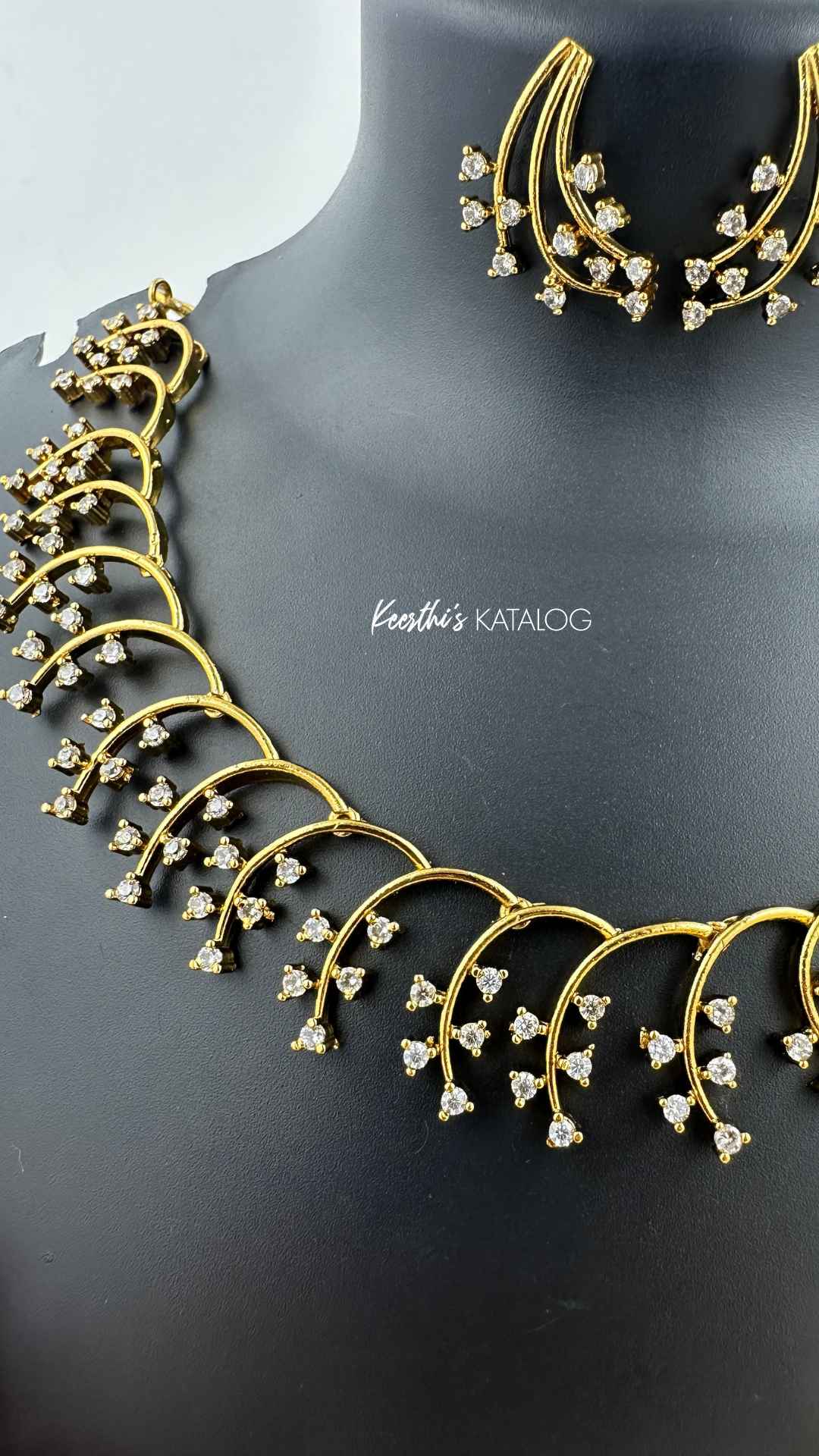 KA1060 - Minnaaram Chiri Maala