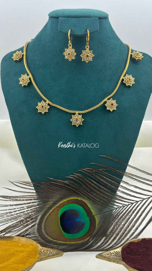 KN1222 - Nova Bloom Necklace