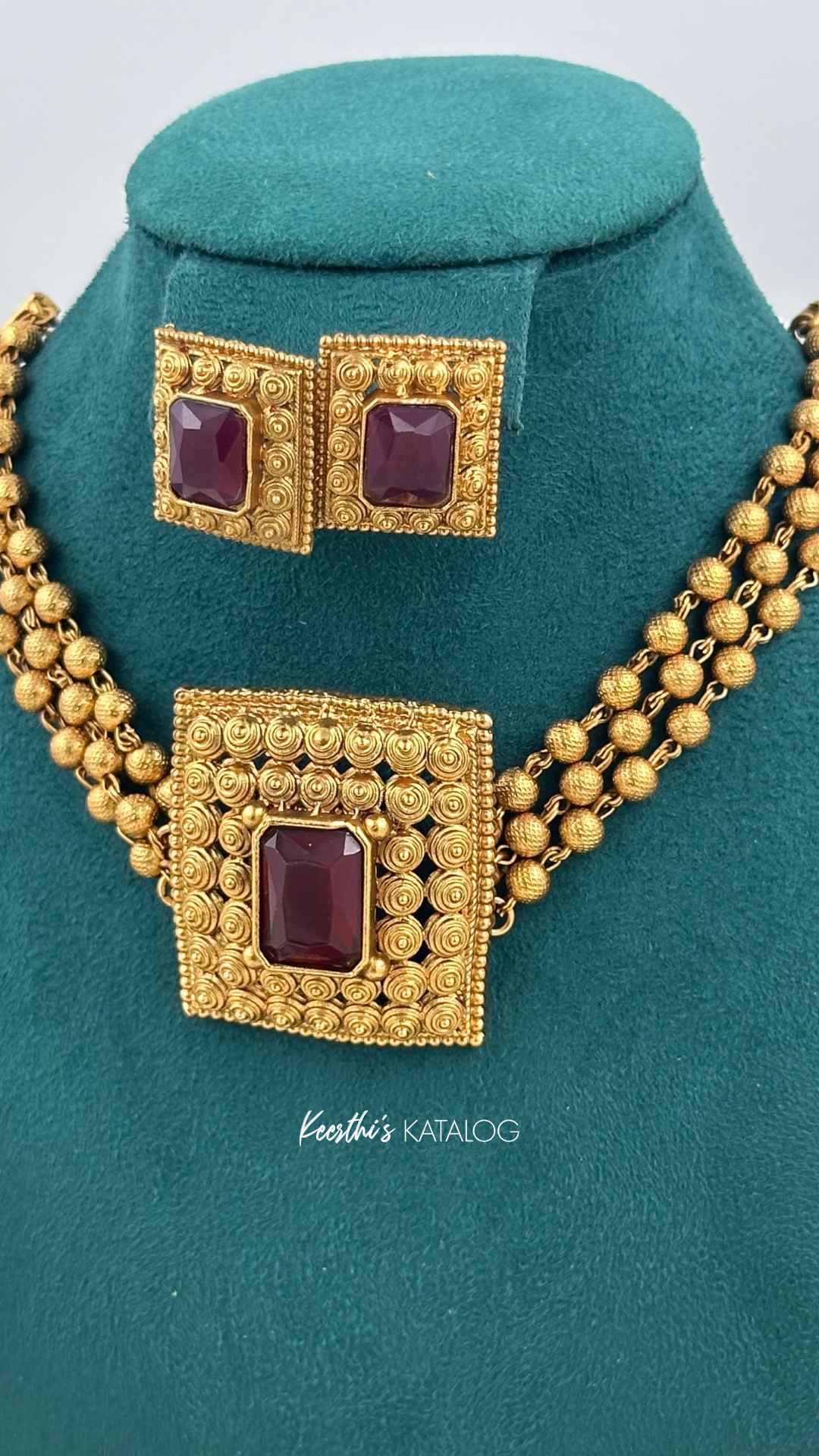 KC1046 - Manikya Chathuram Choker