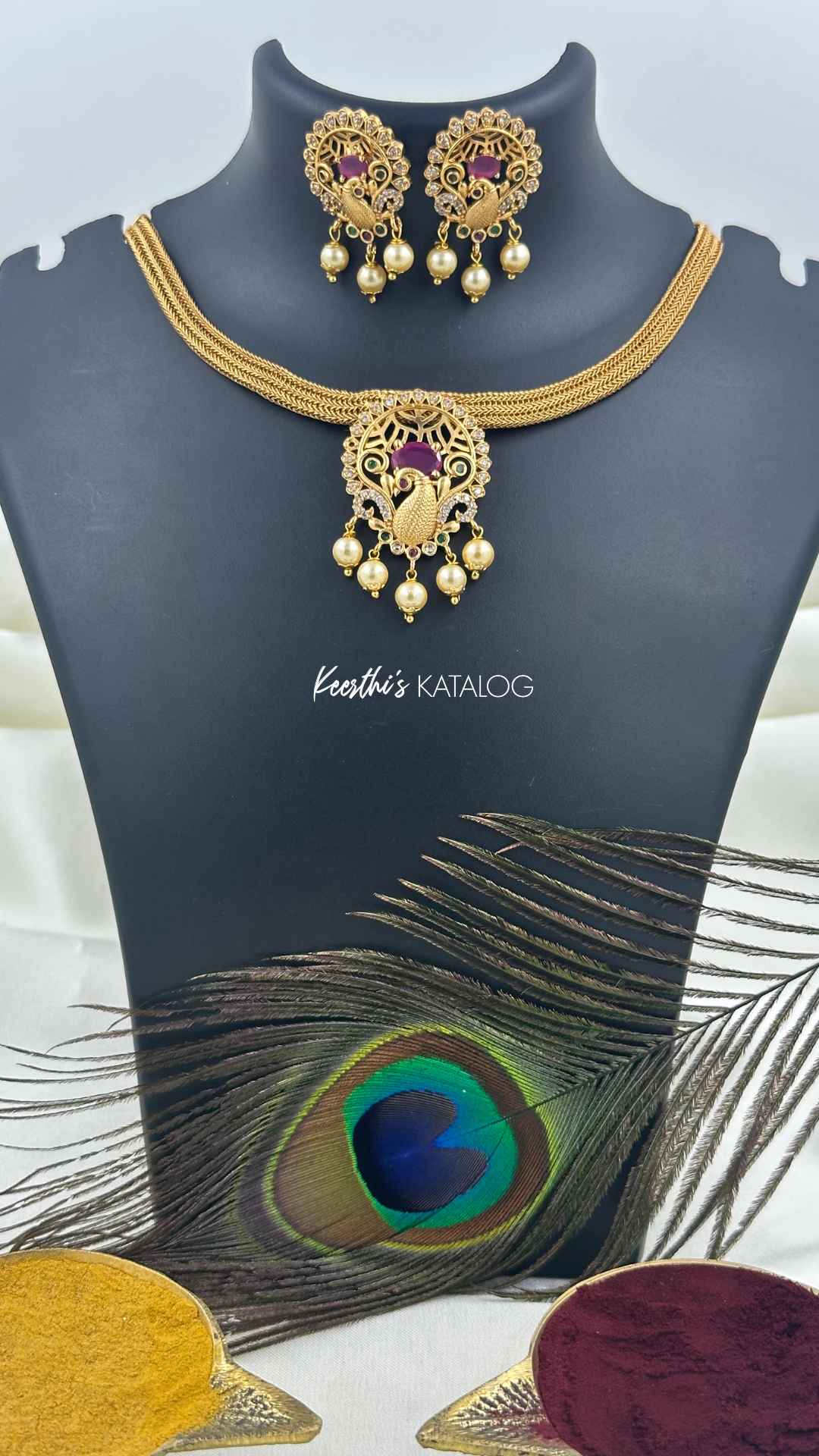 KC1047 - Regal Mayil Choker