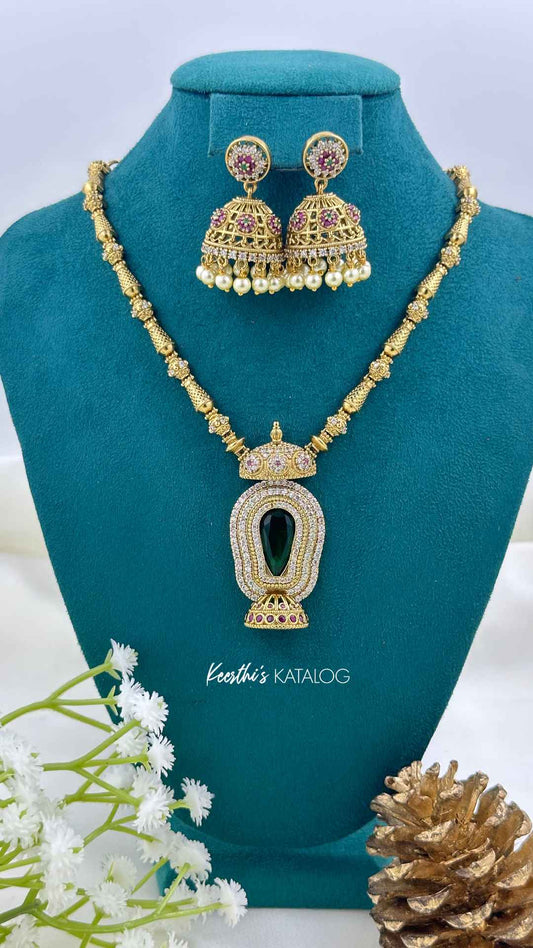KA1091 - Amrita Kalash Necklace (Green)