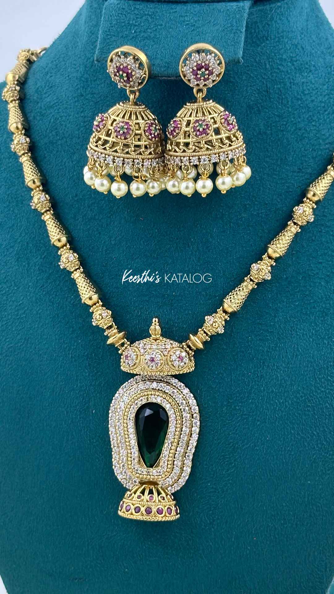 KA1091 - Amrita Kalash Necklace (Green)