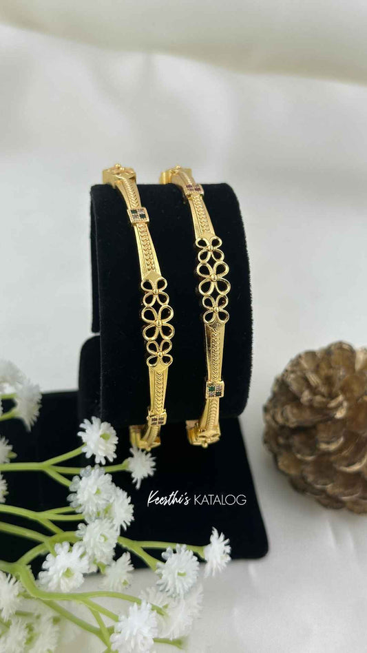 KB1025 - Petal Filigree Valakal - Set of 2