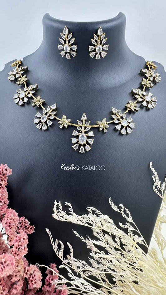 KA1075 - Celeste Pushpam Maala