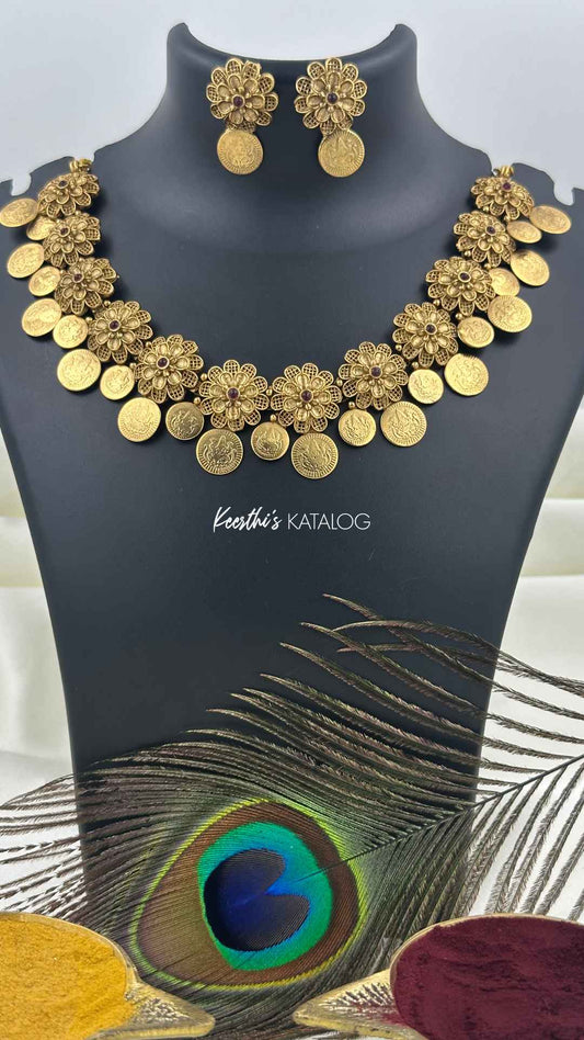 KN1211 - Poovu-Kaasu Maala