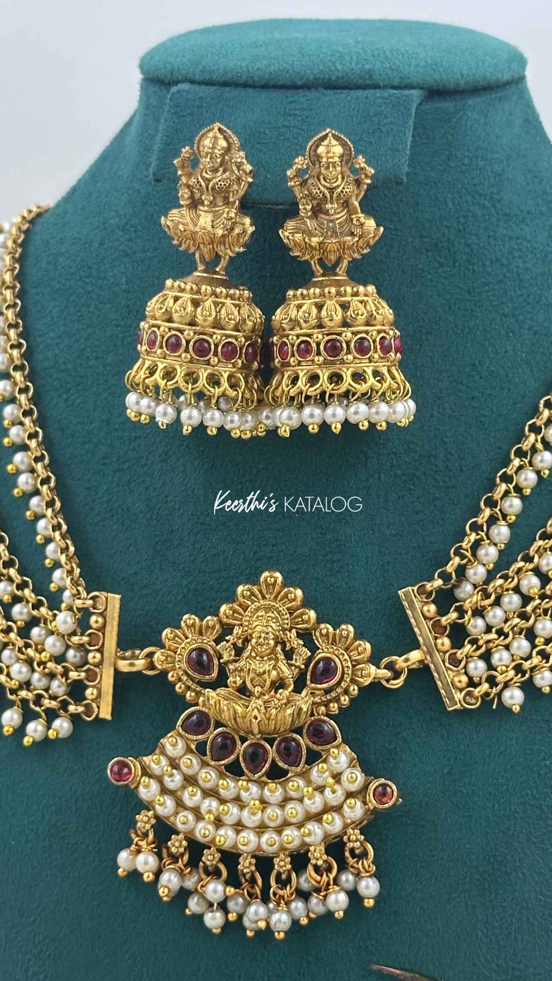 KN1225 - Lakshmi Lumina Cascade