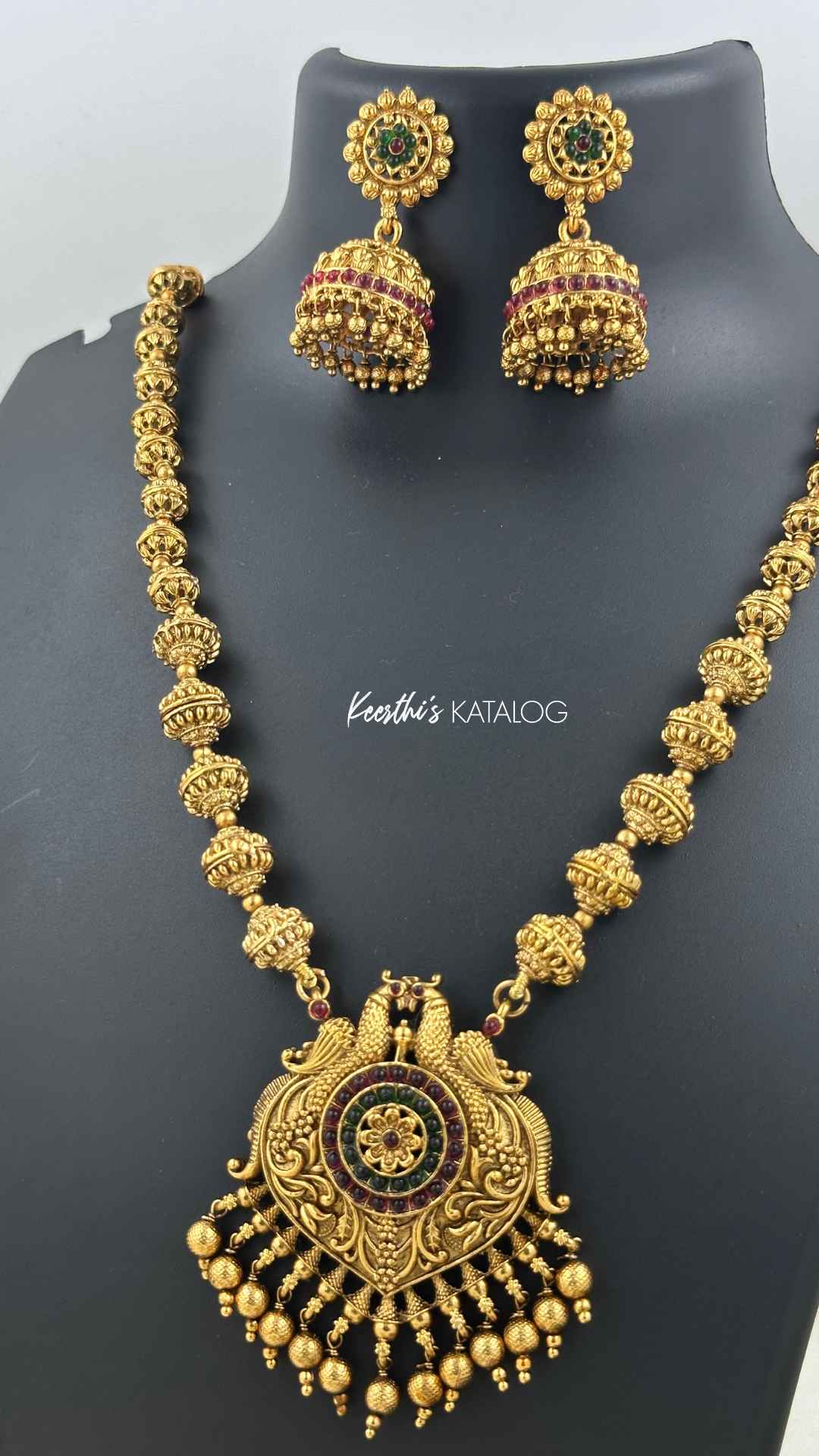 KN1239 - Majestic Peacock Pendant