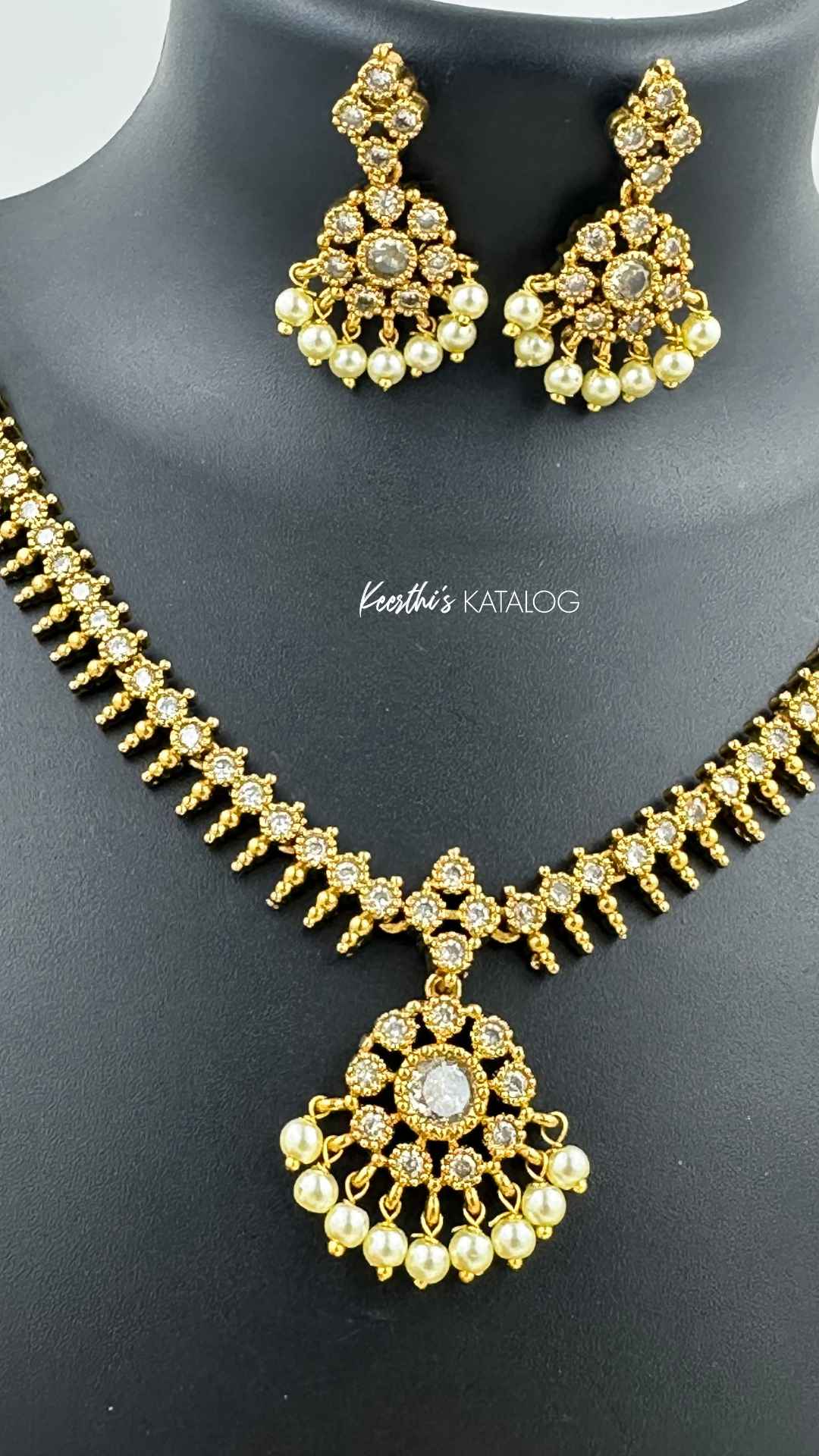 KA1085 - The Stellar Necklace