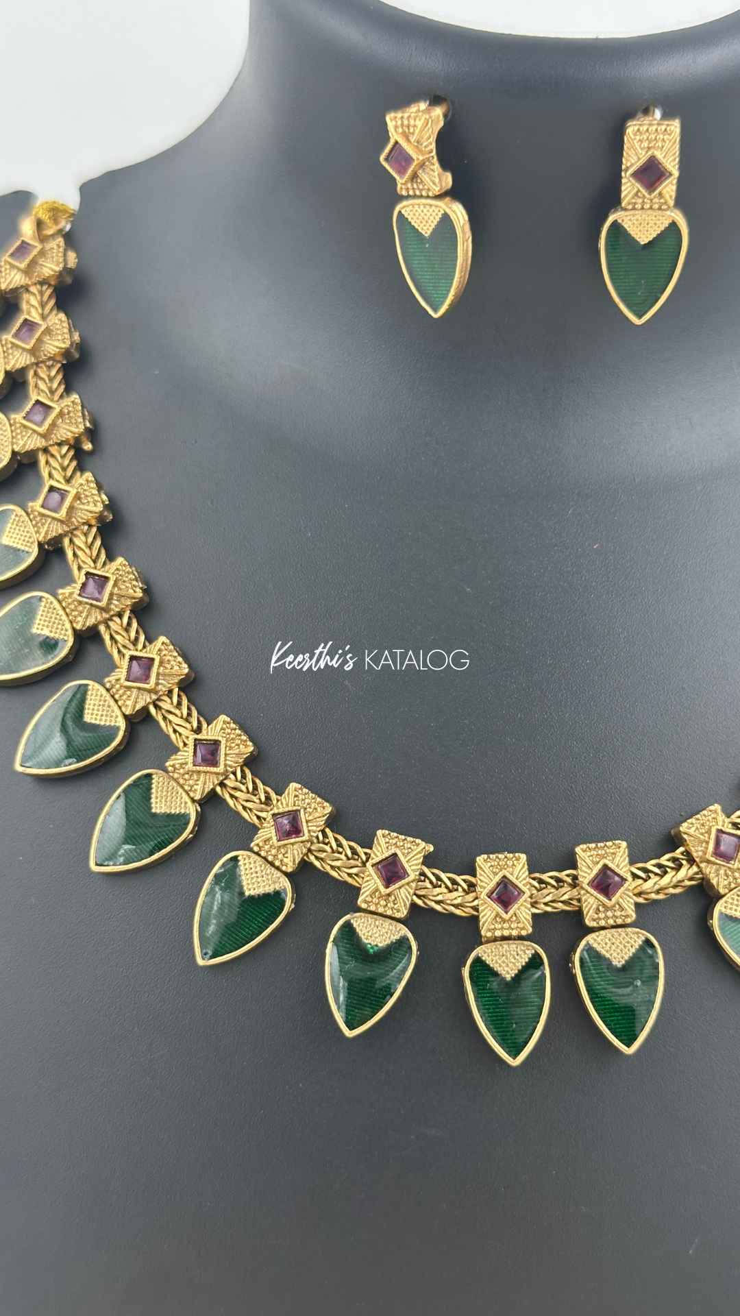 KN1193 - Malabar Nagapadam Set