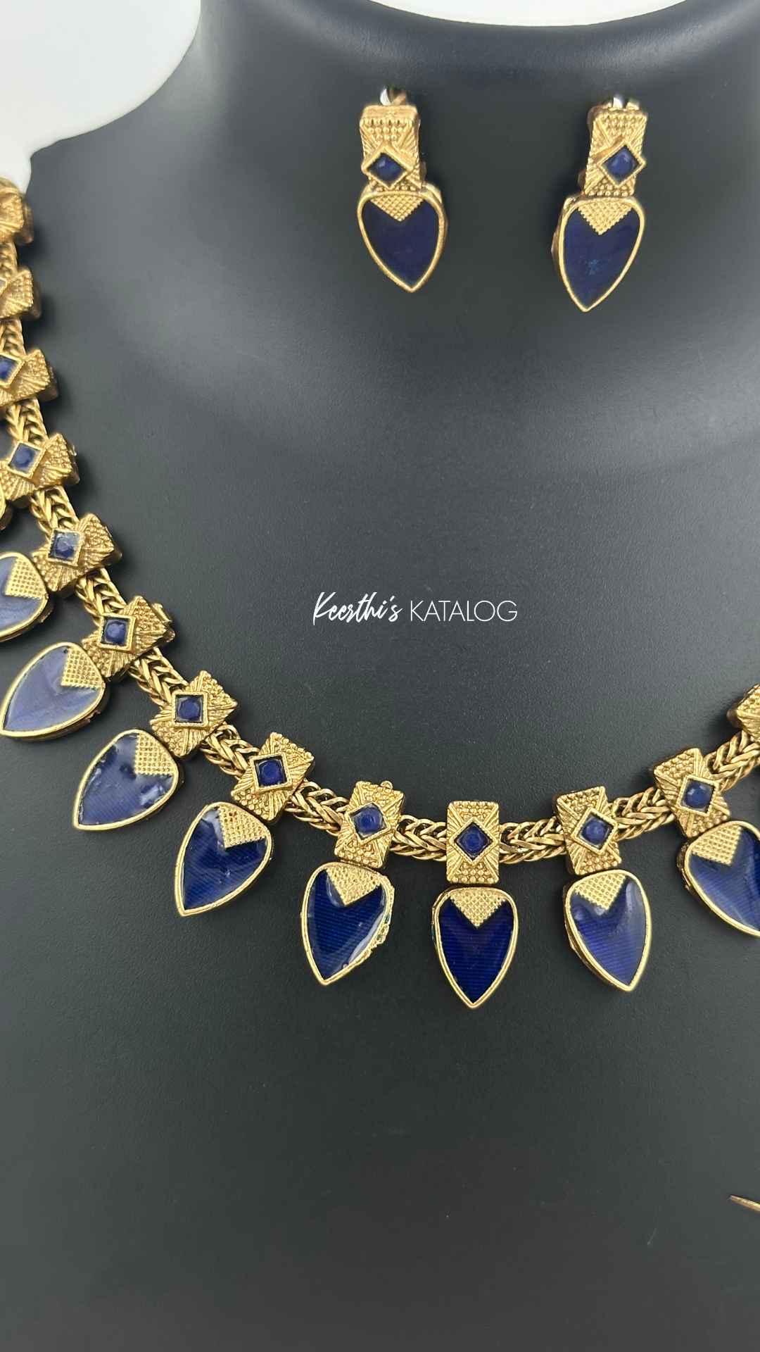 KN1195 - Sapphire Nagapadam Set