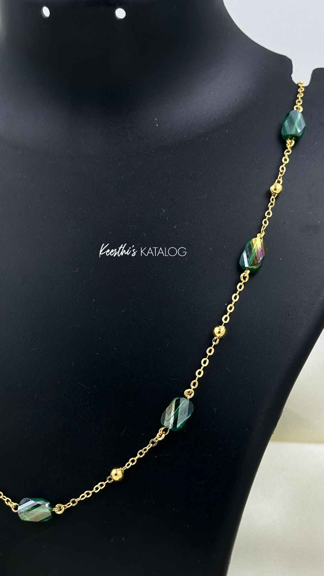 KP1050 - Emerald Stream Necklace