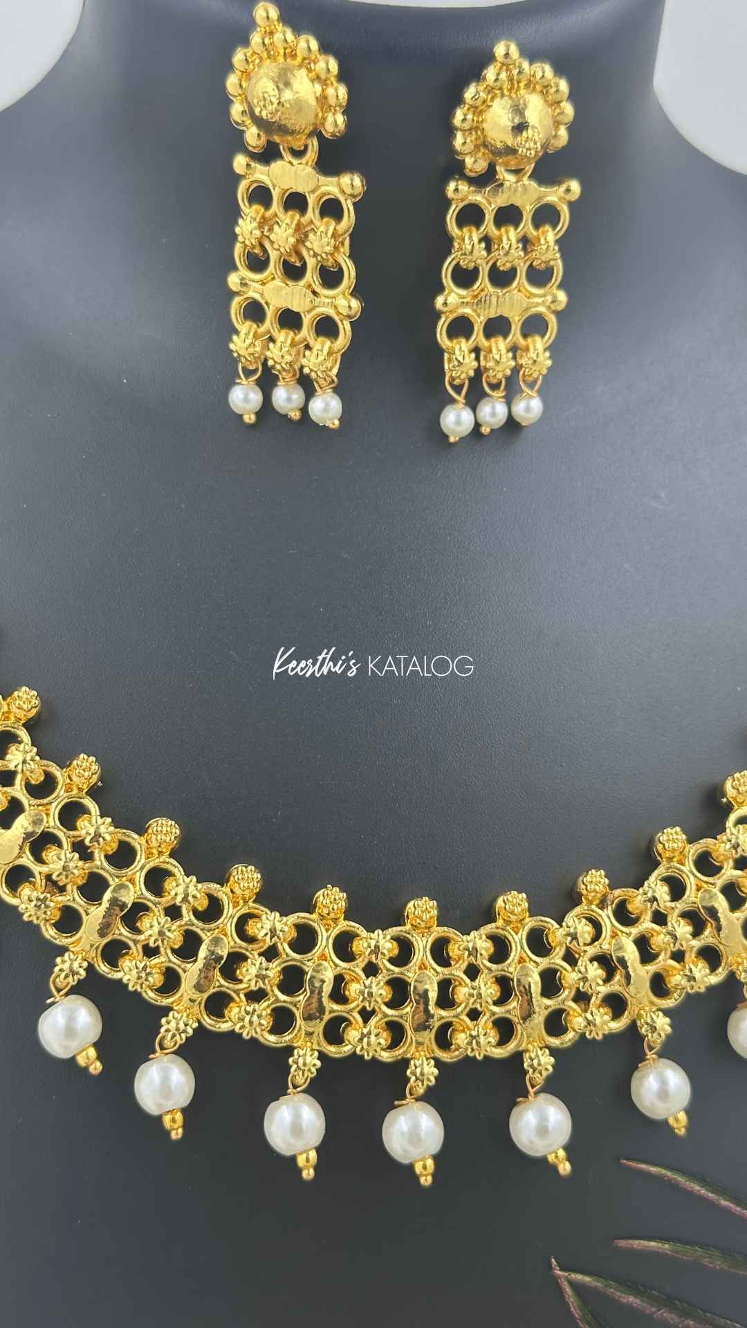 KN1197 - Valanool Muthu Maala