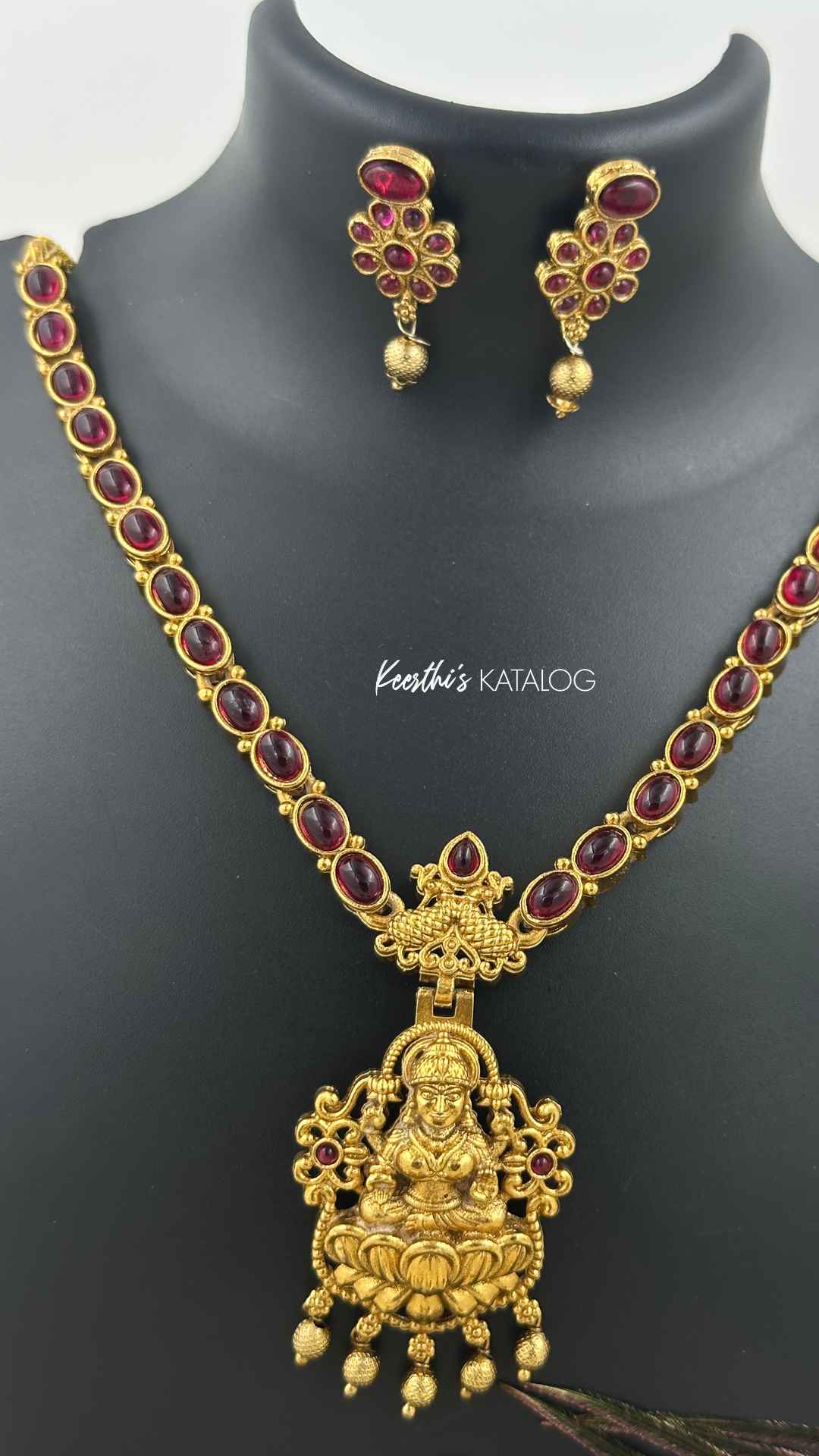 KN1201 - Manikya Lakshmi Maala
