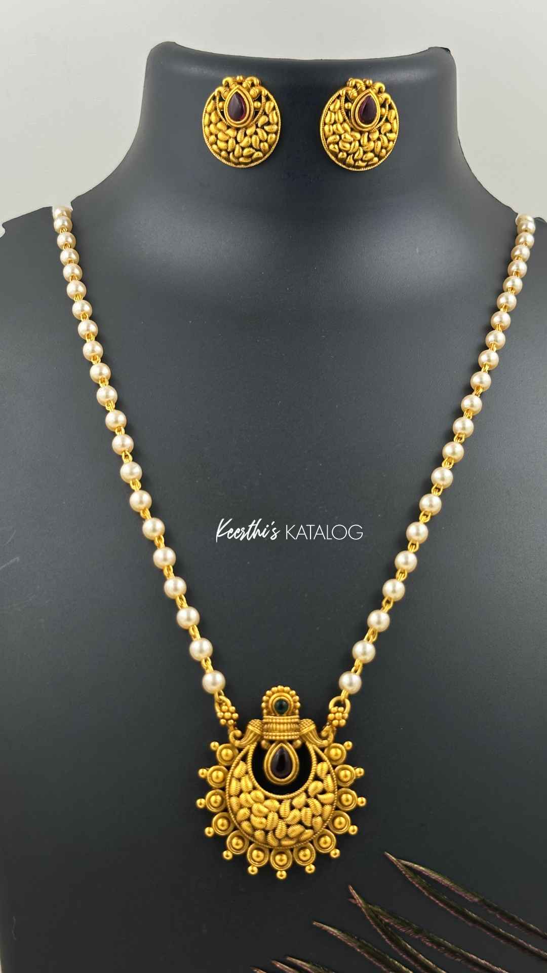 KN1202 - Pearl Pathakkam Maala